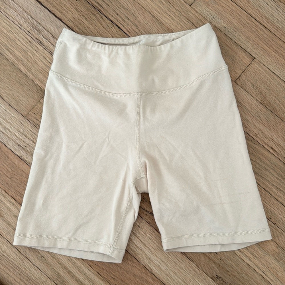 Mate the Label bike shorts small